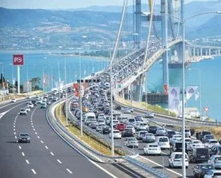 1 günde 64 bin 406 araç geçti
