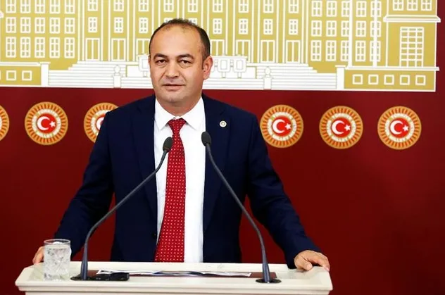 CHP'li  Karabat'ın AA çarpıtmasına İletişim Başkanlığı yanıt verdi: Bir yasama üyesi olarak haberdar olmaması ibretlik