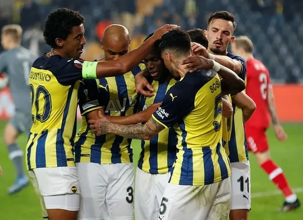 antwerp-fenerbahce-canli-mac-izle-antwerp-fenerbahce-maci-exxen-canli-izle-bedava-kesintisiz-sifresiz-1636054084113.jpg