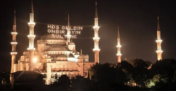 Ramazanda camilere asılan ışıklı yazıya ne denir?