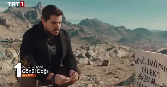gonul-dagindaki-basrol-ayriliginin-sirri-15-yil-sonra-cozuldu-meger-diziyi-birakmasinin-asil-sebebi-1703597336878.jpeg
