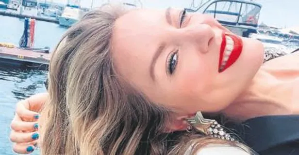 Bade İşçil’den yaz pozu