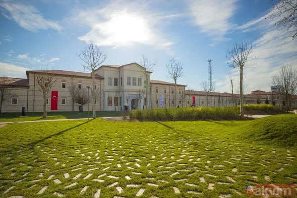 Bakan Mehmet Nuri Ersoy açıkladı: Rami Kütüphanesi'nin 3 yılda 7,7 milyon kişi ziyaret etti - 1