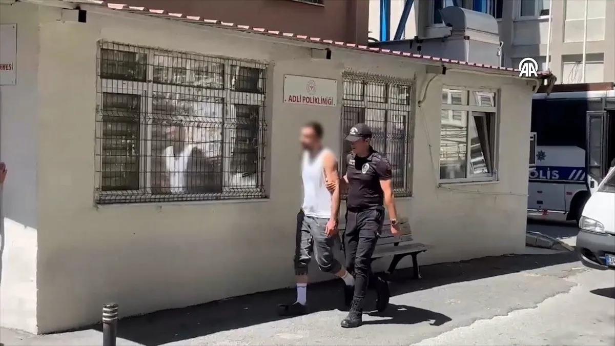 Saraçhane'deki CHP mitinginde Başkan Erdoğan'a hakaret eden şüphelilerden 13'ü tutuklandı