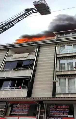 Şarjda bırakılan telefon patladı yangın çıktı! Yer: Esenyurt