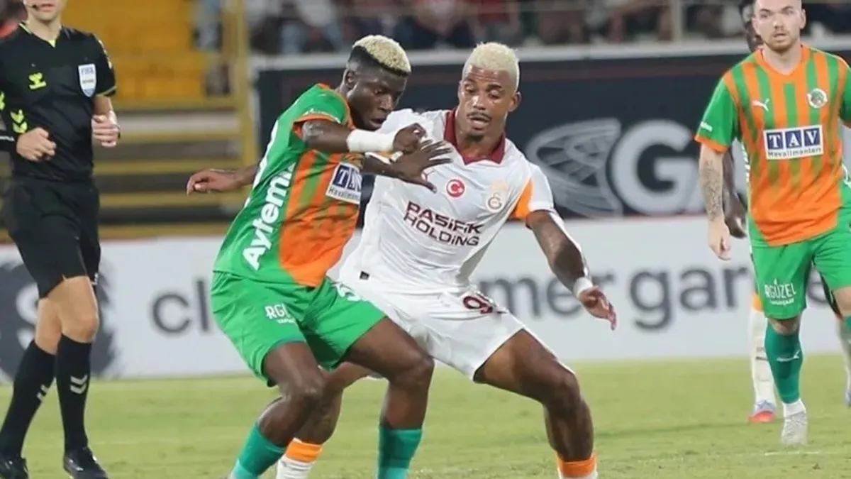 Fenerbahçe ilk transfer bombasını Süper Lig'den patlattı!