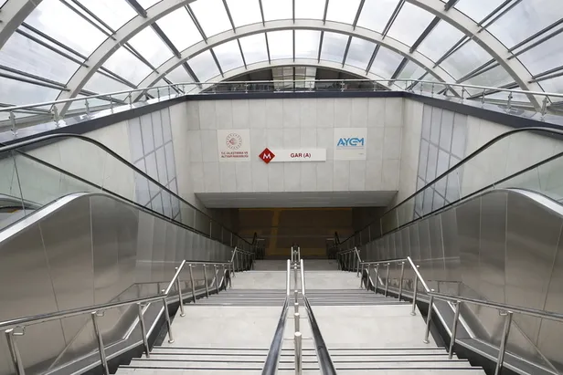akm-metrosu-acildi-mi-akm-gar-kizilay-metro-guzergahi-ve-duraklari-akm-gar-kizilay-metrosu-nerelerden-geciyor-1681302411853.jpg