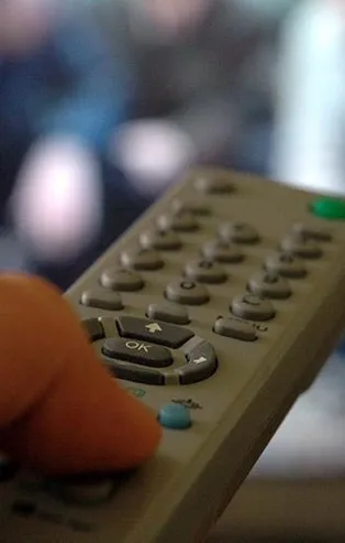 Televizyon izlemek obeziteye neden oluyor