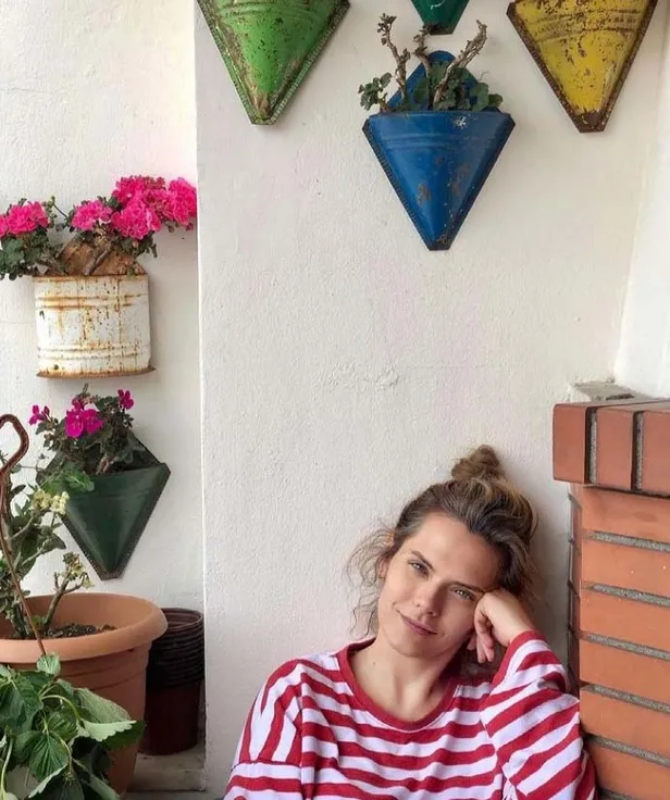 sadakatsiz-leyla-kim-asli-orcan-kimdir-kac-yasinda-nereli-evli-mi-asli-orcan-hangi-dizilerde-oynadi-iste-instagram-hesabi-1636552376821.jpg Aslı Orcan hangi dizilerde oynadı? Sadakatsiz Leyla kim? Aslı Orcan kimdir? Kaç yaşında? Nereli? Evli mi? İşte İnstagram hesabı...-3