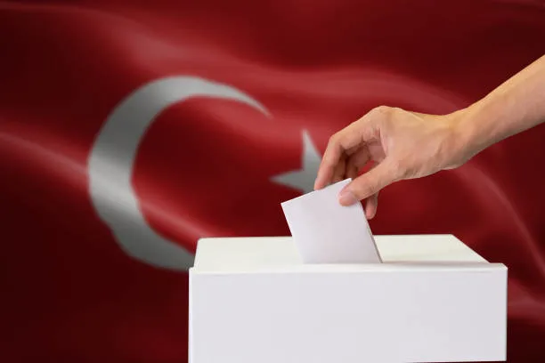 gaziantep-cumhurbaskanligi-secim-sonuclari-28-mayis-2023-baskan-recep-tayyip-erdogan-kemal-kilicdaroglu-oy-ora-1685023889740.jpg Gaziantep Cumhurbaşkanlığı seçim sonuçları! 28 Mayıs 2023 Başkan Recep Tayyip Erdoğan, Kemal Kılıçdaroğlu oy oranları, kim kazandı, yüzde kaç oy aldı?-2