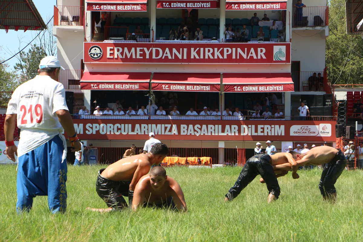665. Tarihi Kırkpınar Yağlı Güreşleri ne zaman başlıyor? 2026 Edirne Kırkpınar maç programı-3