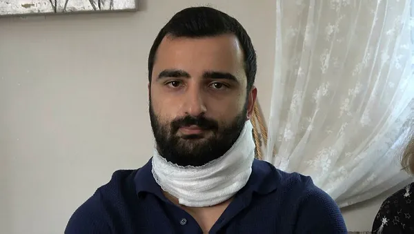 izmirde-jiletle-yaraladigi-doktoru-1-hafta-once-de-tehdit-eden-sanik-icimde-cinler-var-sucu-onlar-isletti-1592494290943.jpg İzmir'de istediği ilacı vermediği için jiletle yaraladığı doktoru, 1 hafta önce de tehdit eden sanık: İçimde cinler var suçu onlar işletti-2
