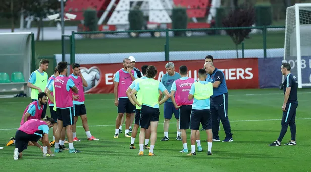 Lucescu ilk 11'i belirledi! Oğuzhan oynayacak mı?-1