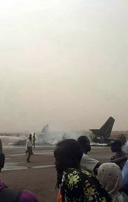 Güney Sudan'da yolcu uçağı düştü