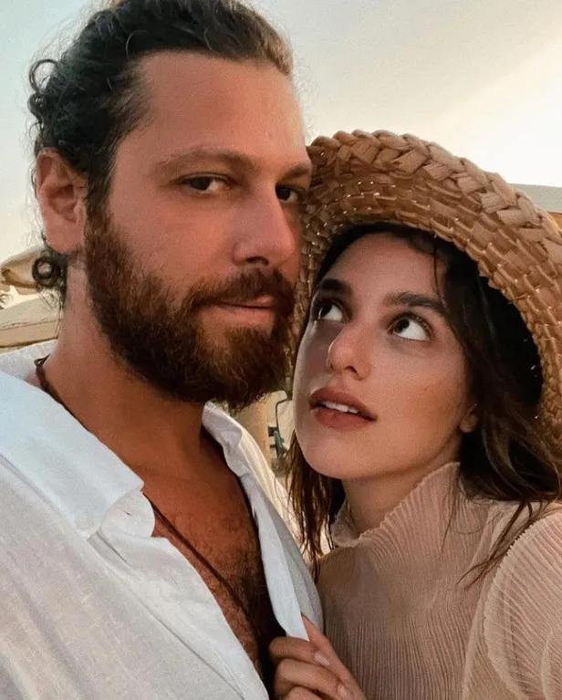 Kardeşlerim'den ayrılan Damlasu İkizoğlu bombayı saldı! Rota Tolga Sarıtaş oldu başka söze gerek kalmadı işte yeni dizisi-9