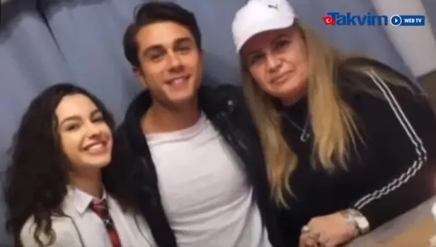 Oyuncu Su Burcu Yazgı Coşkun'un annesi kızı gibi fenomen!