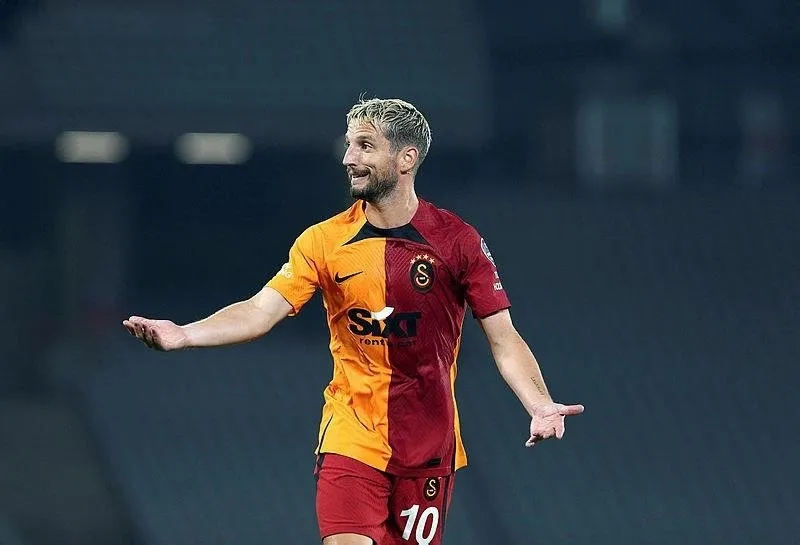 Galatasaray'a bir dünya yıldızı daha! Mertens'in yerine gelecek - 4