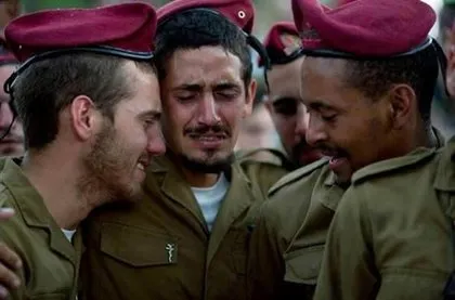 İsrail ordusu ağlarken böyle görüntülendi