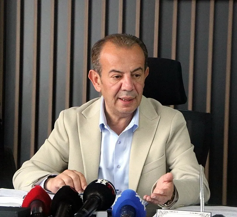 tanju-ozcan-sapik-mesajlari-kabul-etti-esime-ozur-borcluyum-ahmakliktan-cezalandirin-elime-dustun-tanju-1778069008177.jpeg Tanju Özcan sapık mesajları kabul etti: Eşime özür borçluyum, ahmaklıktan cezalandırın | "Elime düştün Tanju!"-11