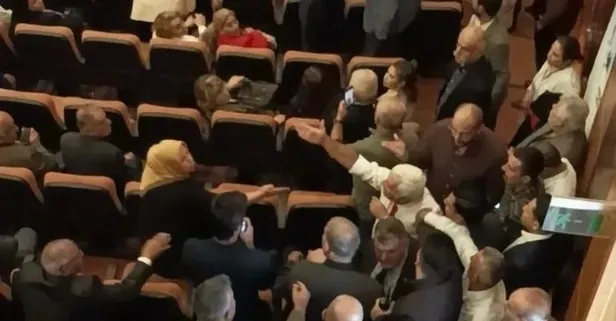 CHP Kahramanmaraş İl Kongresi’nde iki taraf arasında kavga çıktı