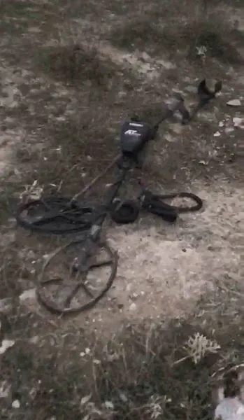 1608460277416.jpg Detektörle define ararken jandarmaya yakalandılar-1