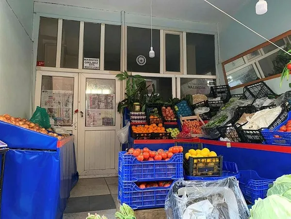 Kumarbazlar kıraathaneyi manava çevirdi: Batak partisi düzenledi-3