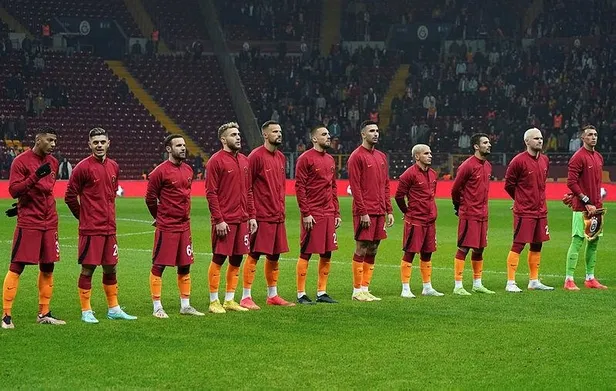 Galatasaray'da golcü oyuncu Haris Seferovic'in bileti kesildi-4