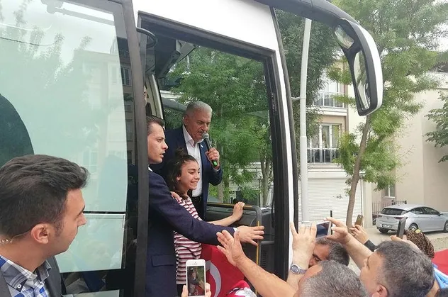 Binali Yıldırım’a Beylikdüzü ve Büyükçekmece’de büyük ilgi