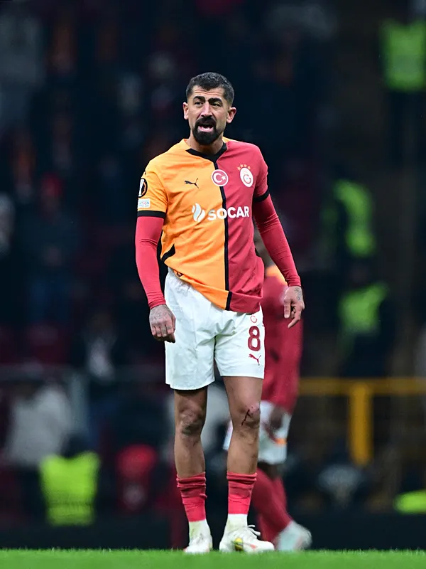 Fenerbahçe'nin eski yıldızı Galatasaray'a! Anlaşma tamam - 14