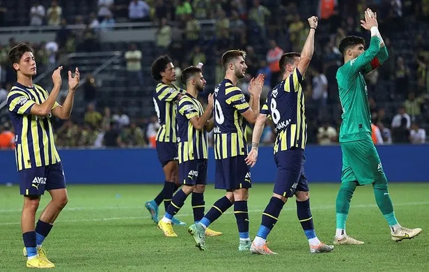 fenerbahce-awien-karsisinda-gol-sov-yaparak-adini-gruplara-yazdirdi-1661462487669.jpeg Fenerbahçe A.Wien karşısında gol şov yaparak adını gruplara yazdırdı-5