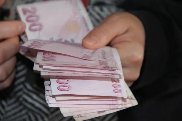 enflasyon-orani-yarin-saat-kacta-aciklanacak-eylul-2023-enflasyonu-ne-kadar-yuzde-kac-olacak-kira-zammi-tefe-t-1696279352479.jpg Enflasyon oranı bugün saat kaçta açıklanacak? Eylül 2023 enflasyonu ne kadar, yüzde kaç olacak? Kira zammı, TEFE-TÜFE, memur ve emekliye...-4