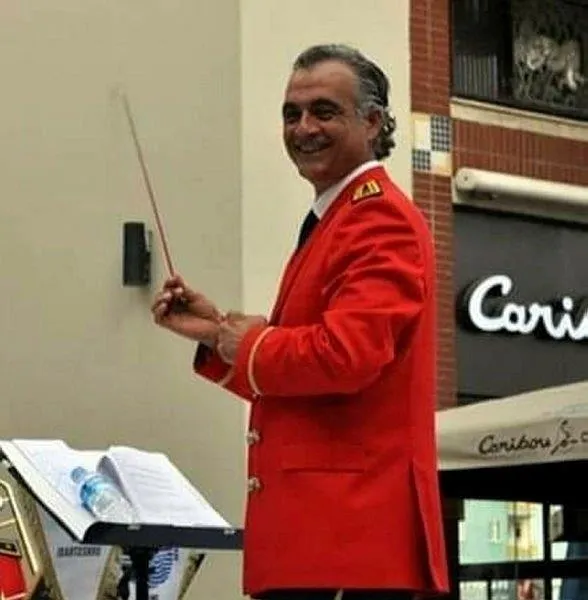 SON DAKİKA: CHP’li Vahap Seçer'den 21 yıllık bando şefine mobbing! Çim yolmaya gönderdiler-5