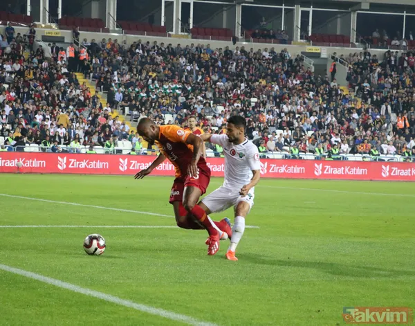 Galatasaray'da Selçuk İnan penaltı pozisyonuna açıklık getirdi! - 12