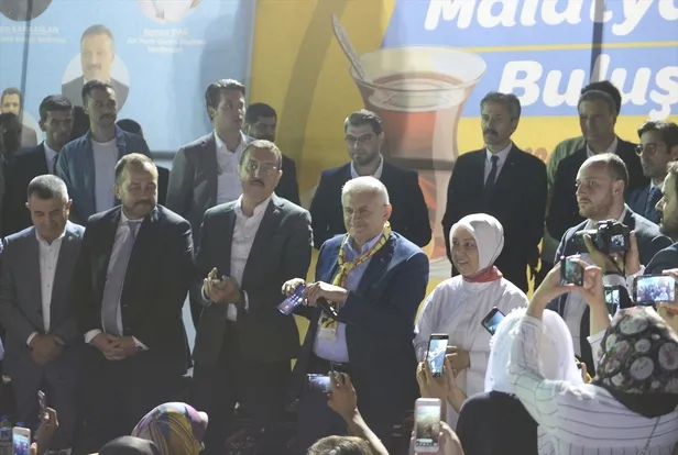 Binali Yıldırım'ın Malatya'daki gençlerle buluşmasına Başkan Erdoğan telefonla katıldı-2