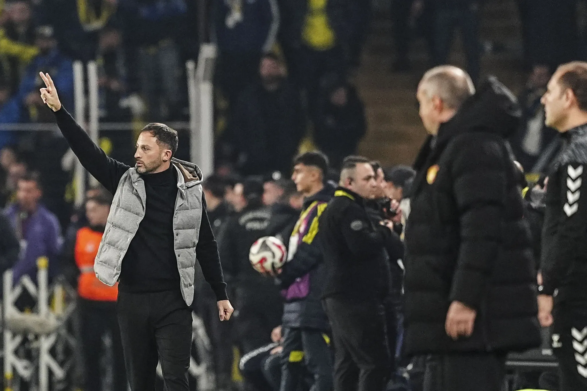 Spor yazarları Fenerbahçe-Göztepe maçını değerlendirdi - 8