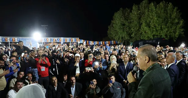 Başkan Erdoğan Silvan’da ‘Beyaz Melesli Kadınlarla’ bir araya geldi