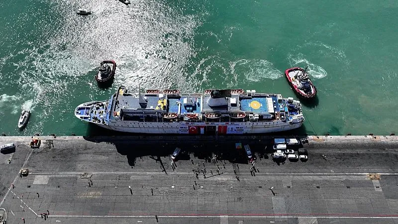 Gazze'ye ulaştırılacak insani yardım malzemeleri ʺİyilik Gemisiʺne yüklendi. (AA)