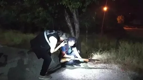 Son dakika: Çorum'da pompalı tüfekle oynayan bir kişi kendini vurdu-1