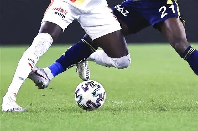 Süper Lig'de bu sezon transfer şov yok! İşte 2021/22 sezonu devre arası transfer döneminde gelenler gidenler