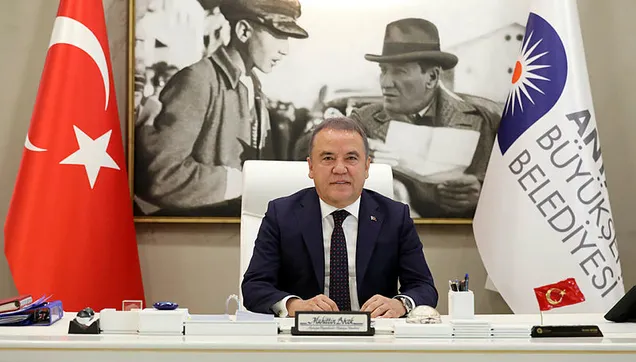 Koronavirüs tedavisi gören Antalya Büyükşehir Belediye Başkanı Muhittin Böcek'in son durumu ne?