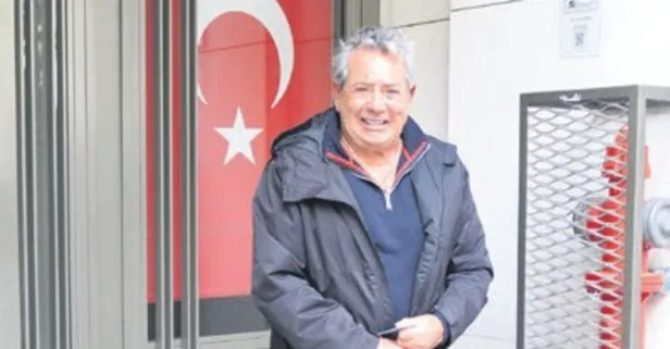 Salih Güney’den acı itiraf: “KOAH hastası oldum, sigara içenler sakın başlamayın!”