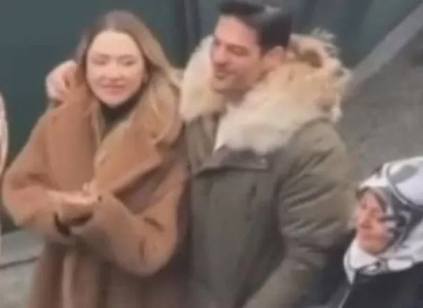 hadise-mehmet-dincerlerden-ayrildi-mi-hadise-ile-mehmet-dincerler-neden-ayrildi-soke-eden-iddialar-borc-ailede-1643731040512.jpg Hadise ile Mehmet Dinçerler neden ayrıldı? Şoke eden iddialar; borç, aileden red... Hadise Mehmet Dinçerler'den ayrıldı mı?-5