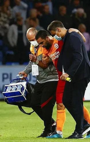 Galatasaray'da Arda Turan şoku: Tedavisine başlanmıştır