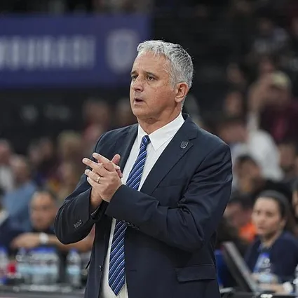 Anadolu Efes’te Kokoskov dönemi sona erdi!