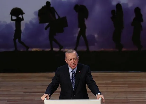 baskan-erdogandan-goc-onumuzdeki-yirmi-yilin-projeksiyonu-ve-otesi-programinda-onemli-aciklamalar-1614012323361.jpeg Başkan Erdoğan'dan 'Göç: Önümüzdeki Yirmi Yılın Projeksiyonu ve Ötesi' programında önemli açıklamalar-3
