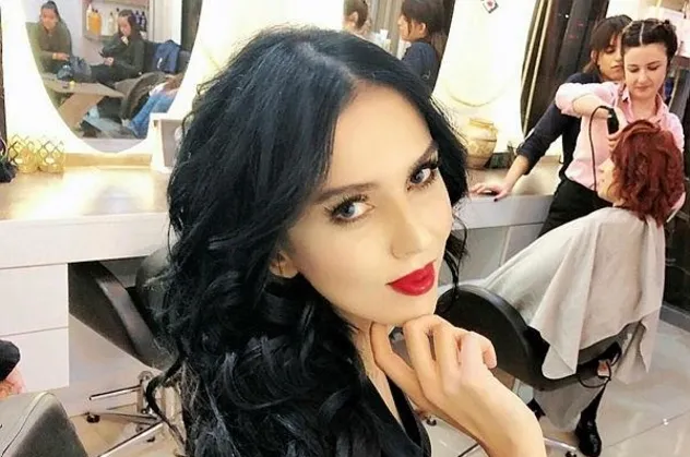 İYİ Partili Elmalı Belediye Başkanı Halil Öztürk’ün yasak aşk skandalına sahip çıktılar