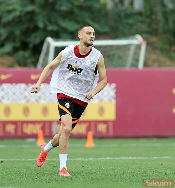 Daha Önce Kadrosuna Cicaldau, Boey, Van Aanholt Gibi Yabancı Oyuncuları Katan Aslan, Yerli Transferinde De Aytaç Kara, Alpaslan Öztürk Ve Berkan Kutlu Gibi...