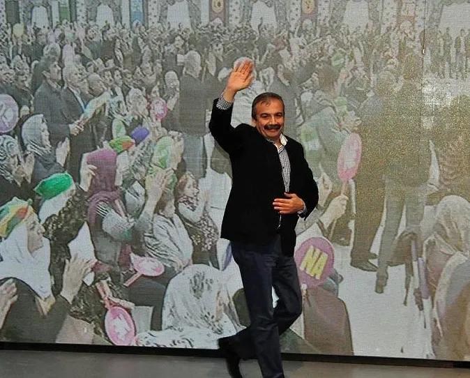 Evet cephesine çok ağır hakaret