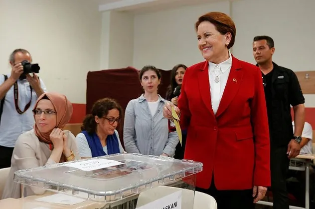 Meral Akşener'in sandığında seçimi kim kazandı?