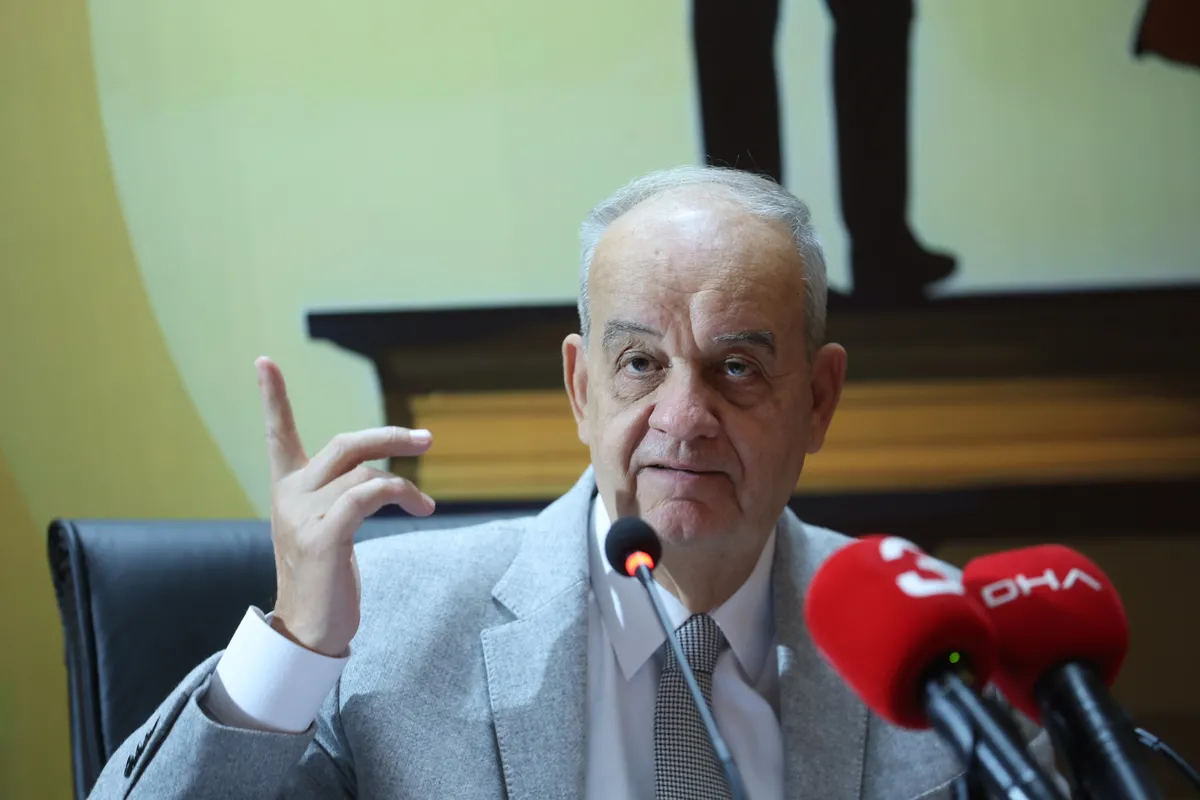 ilker-basbugdan-ozgur-ozele-feto-siperi-en-son-kisi-1780480259701.jpg İlker Başbuğ’dan Özgür Özel’e FETÖ siperi: “En son kişi” | Yalım bu işin neresinde | Bu gerçekleri duymadın mı Başbuğ-5